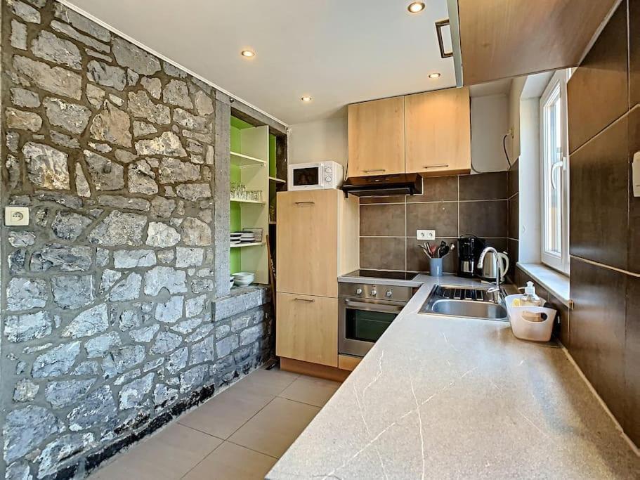 Vue Sur Meuse Avec Jacuzzi Et Sauna Exterieur. Yvoir Zewnętrze zdjęcie